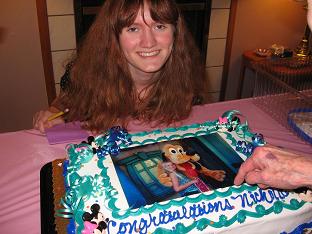photo of niece Nikki and her graduation cake