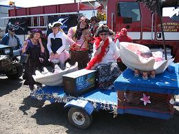 photo of float before parade begins